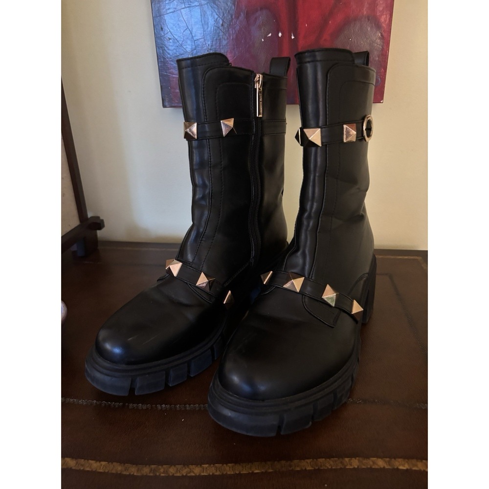 Cape Robbin Women's 8 Black Studded Combat Zip Boots Gold Pyramid Studs Lug Sole
